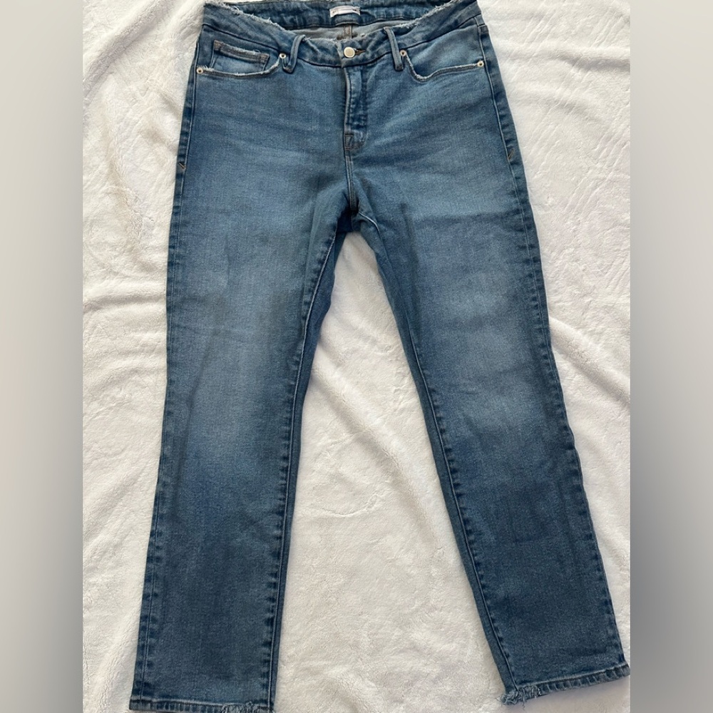 Good American Light Blue Distressed Jeans